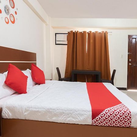مانيلا Oyo 578 Red Velvet Suites المظهر الخارجي الصورة