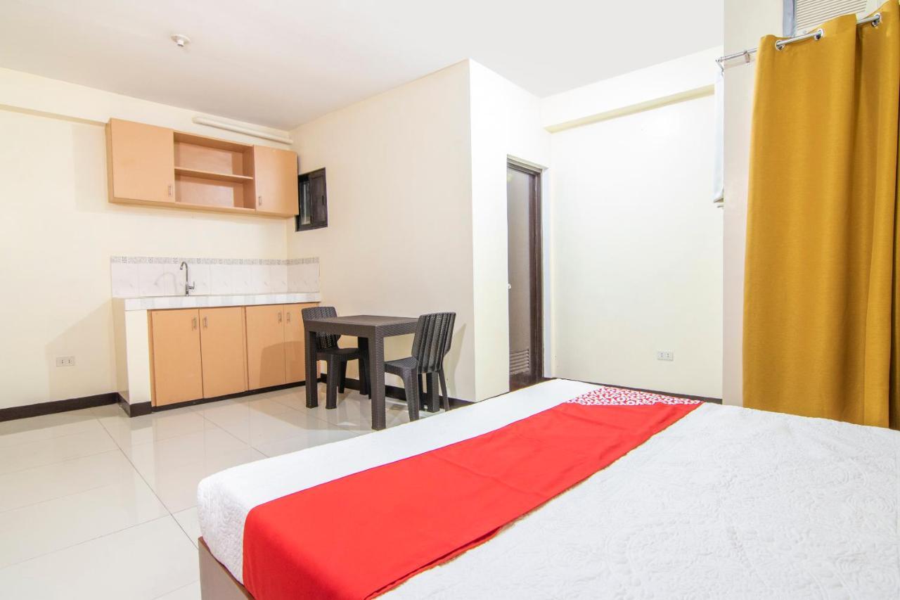 مانيلا Oyo 578 Red Velvet Suites المظهر الخارجي الصورة
