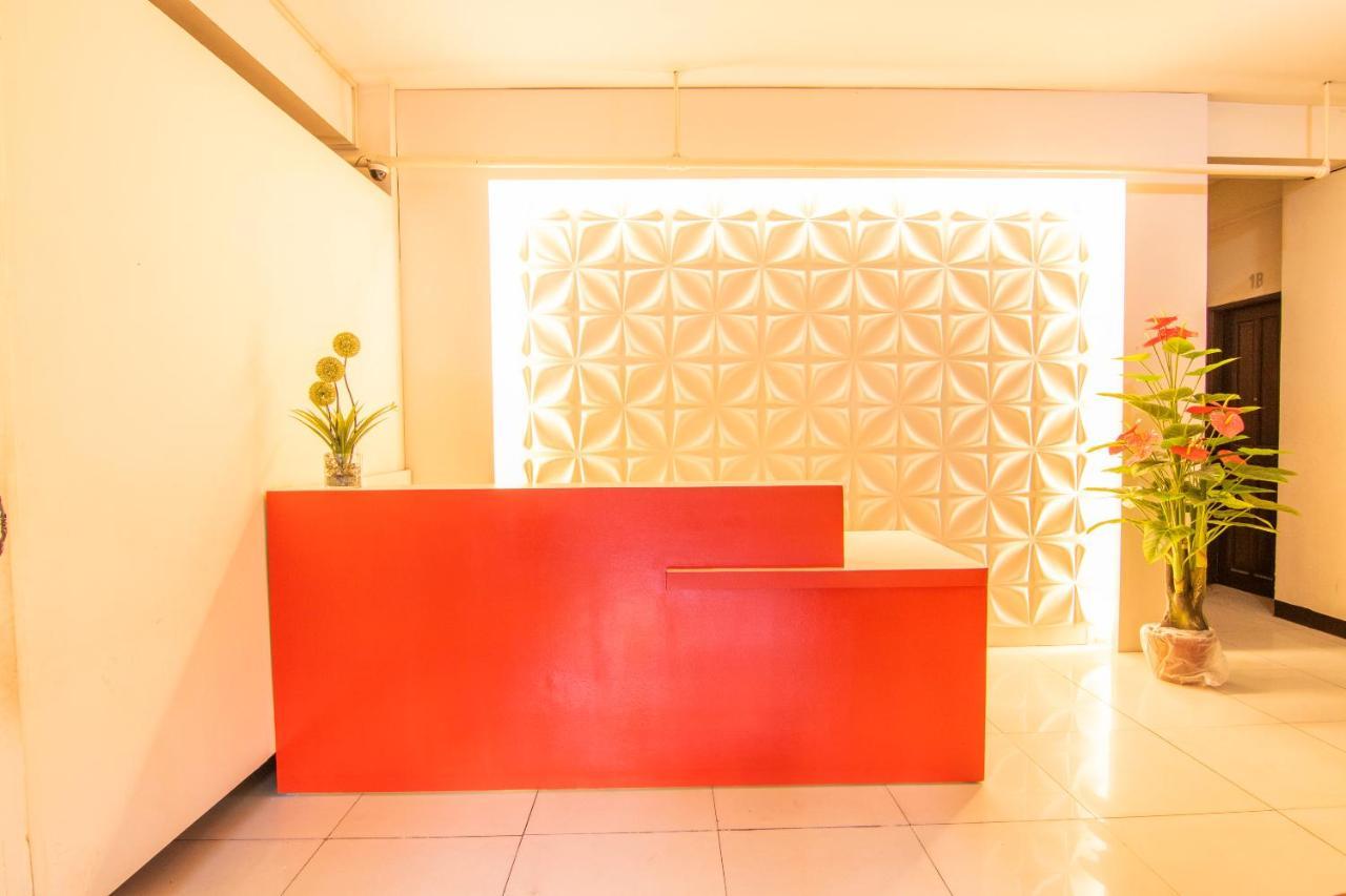 مانيلا Oyo 578 Red Velvet Suites المظهر الخارجي الصورة